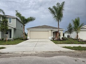 20291 Caroline Crk Pl in Lehigh Acres, FL - Building Photo