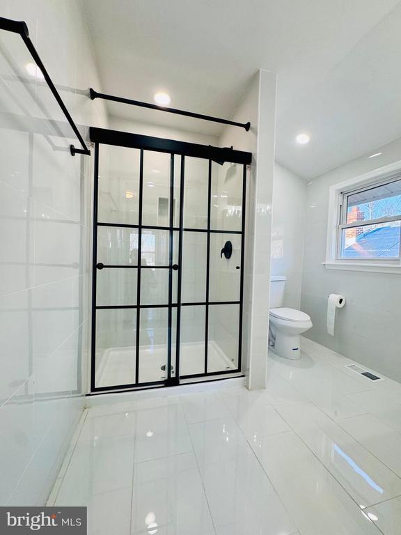 552 Merchant St in Cherry Hill Township, NJ - Building Photo - Building Photo