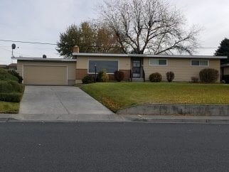 property at 1111 S Skyline Dr