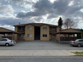 307 River St, Unit Unit C in Cashmere, WA - Building Photo