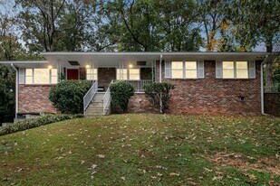 1159 Arlington Pkwy NE in Atlanta, GA - Building Photo