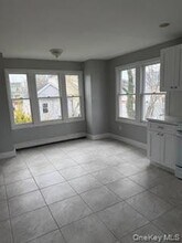 68 Center Ave in Bay Shore, NY - Building Photo - Building Photo