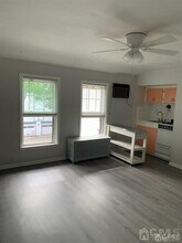 76 S Adelaide Ave in Highland Park, NJ - Building Photo - Building Photo