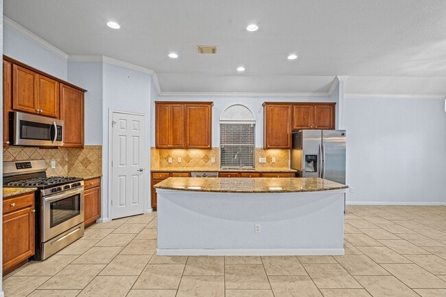 property at 5123 Shadow Breeze Ln