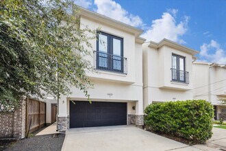 4409 Schuler St in Houston, TX - Building Photo - Building Photo