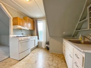 32 Mackay Av in London, ON - Building Photo - Building Photo
