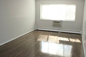 6619 N Sheridan Rd in Chicago, IL - Building Photo - Building Photo