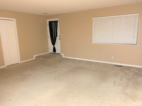 123 W Cedar St in Elko, NV - Building Photo - Building Photo