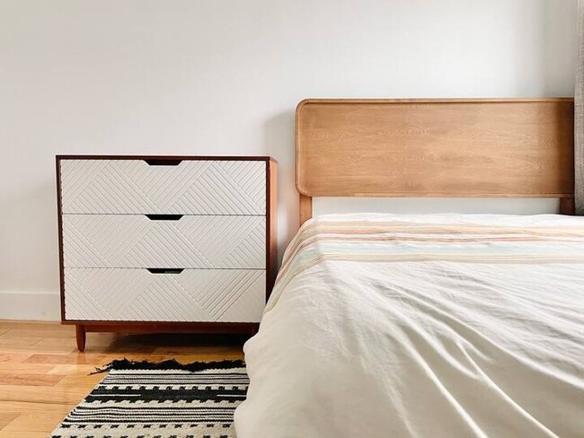 1078 DeKalb Ave in Brooklyn, NY - Building Photo - Building Photo