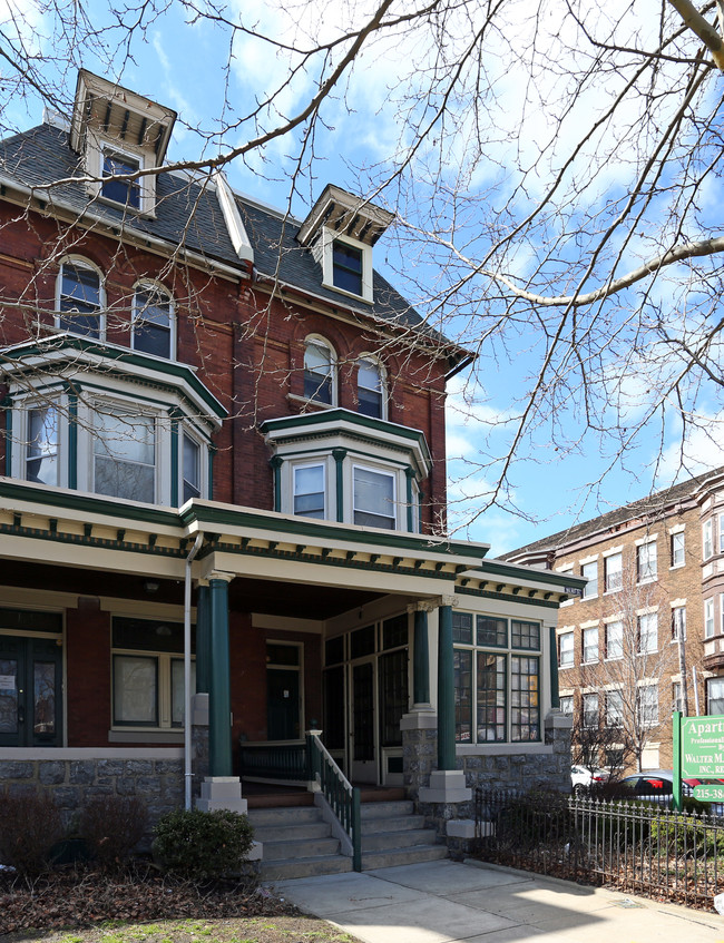 4324 Walnut St in Philadelphia, PA - Building Photo - Building Photo