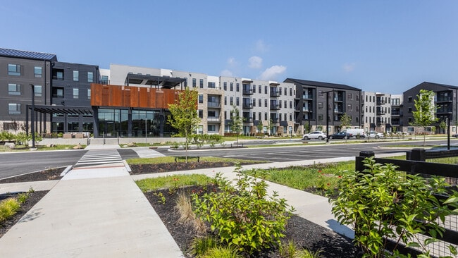 Sylo in Zionsville, IN - Foto de edificio - Building Photo