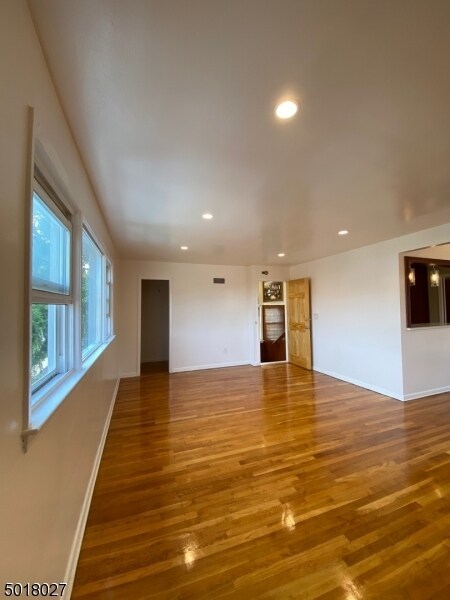 51 Argyle Terrace-Unit -2 in Irvington, NJ - Building Photo - Building Photo