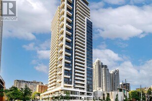 75 Canterbury Pl in Toronto, ON - Building Photo