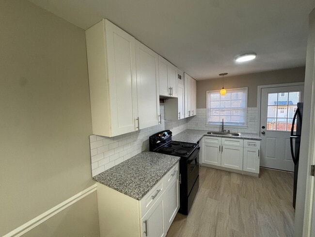 property at 3819 Rosehaven Dr