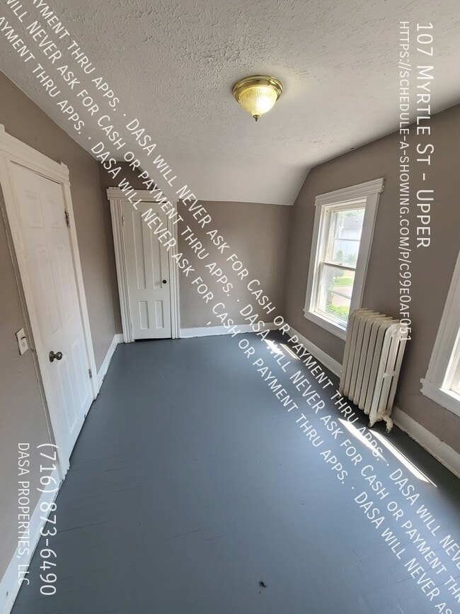 107 Myrtle St in Rochester, NY - Building Photo - Building Photo