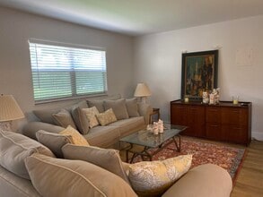 146 Seville H in Delray Beach, FL - Building Photo - Building Photo