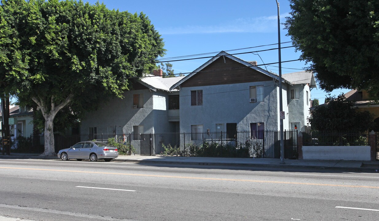 2116-2120 Daly St in Los Angeles, CA - Building Photo