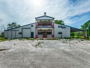 5673 Fm 1628, Unit 509 in Adkins, TX - Building Photo - Building Photo