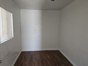 1181 W 8th Pl, Unit 1181 W 8th Pl #B in Yuma, AZ - Building Photo - Building Photo