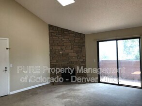 205 Wright St in Lakewood, CO - Building Photo - Building Photo