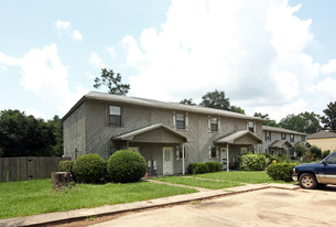 8161-8167 Stonebrook Dr Apartments