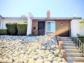 1386 W 8th St in Upland, CA - Building Photo
