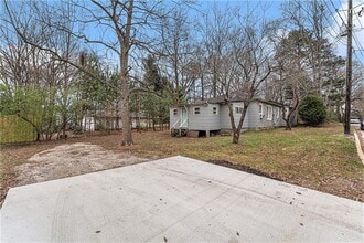 3110 Rockbridge Rd SW in Avondale Estates, GA - Building Photo - Building Photo