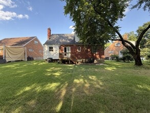 1061 Tony Ct in Cincinnati, OH - Building Photo - Building Photo