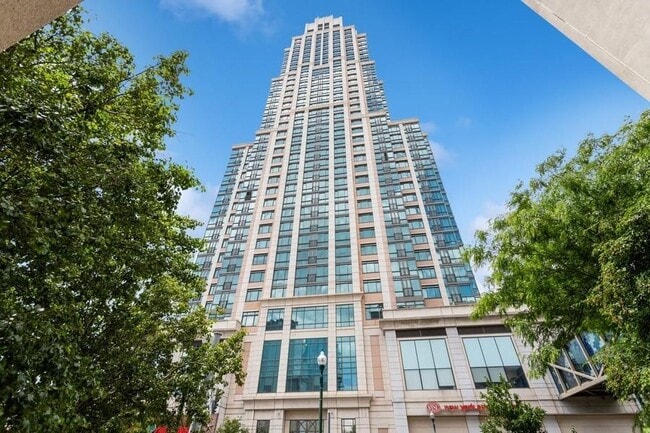 property at 175 Huguenot St