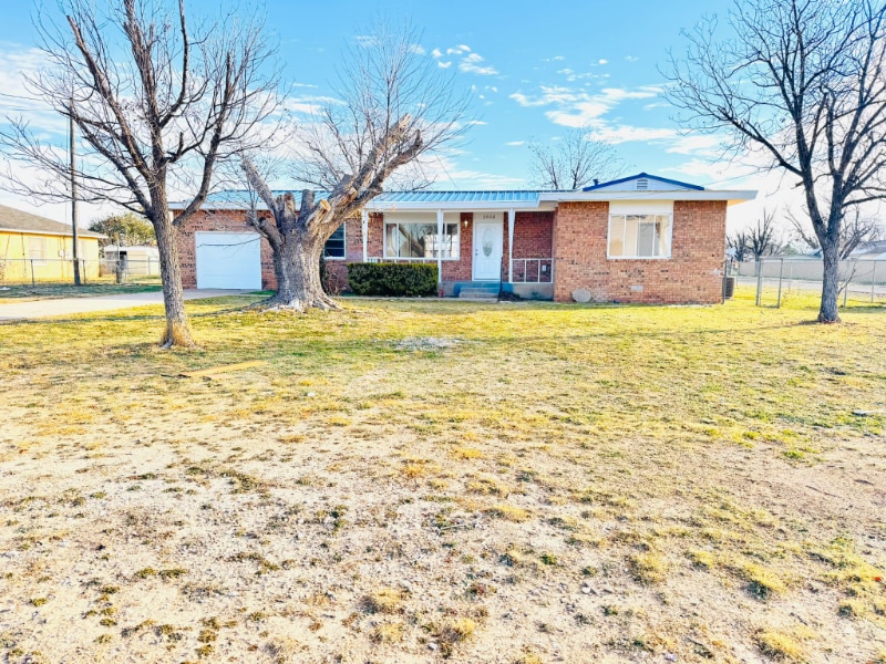 3502 Grape Creek Rd in San Angelo, TX - Building Photo