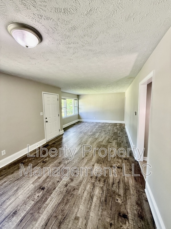 815 Poplar Dr in Fayetteville, NC - Building Photo - Building Photo