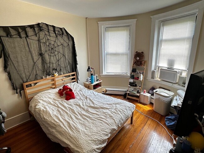 property at 1682 Commonwealth Ave