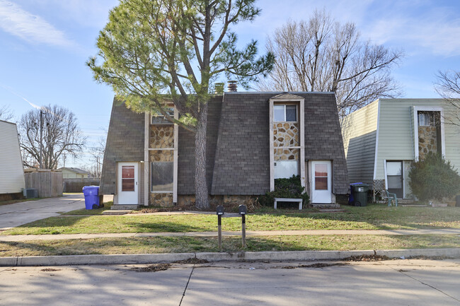 1206 Northcliff Ave in Norman, OK - Building Photo - Building Photo