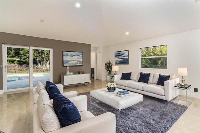 1222 Manor Ct in Weston, FL - Building Photo - Building Photo