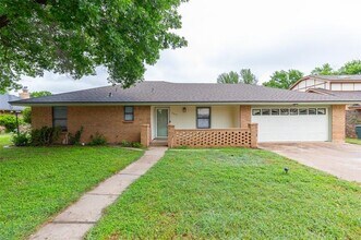 3826 Crest Way in Abilene, TX - Building Photo - Building Photo