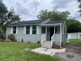 3083 W 19th St in Jacksonville, FL - Building Photo