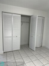 1924 N 58th Way in Hollywood, FL - Building Photo - Building Photo