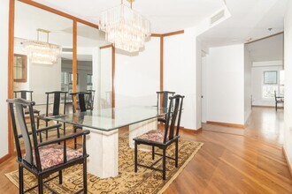 1080 S Beretania St. in Honolulu, HI - Building Photo - Building Photo