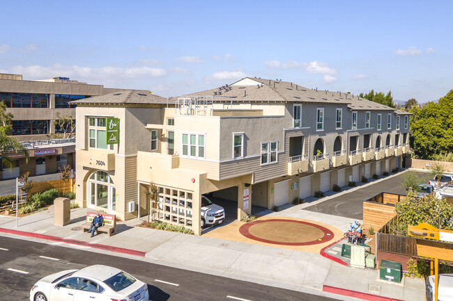 Trio North Townhomes in La Mesa, CA - Building Photo - Building Photo