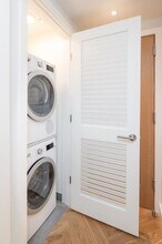 12 Commonwealth Ave, Unit 504 in Boston, MA - Foto de edificio - Building Photo