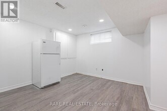 27 Danby Ave in Toronto, ON - Building Photo - Building Photo