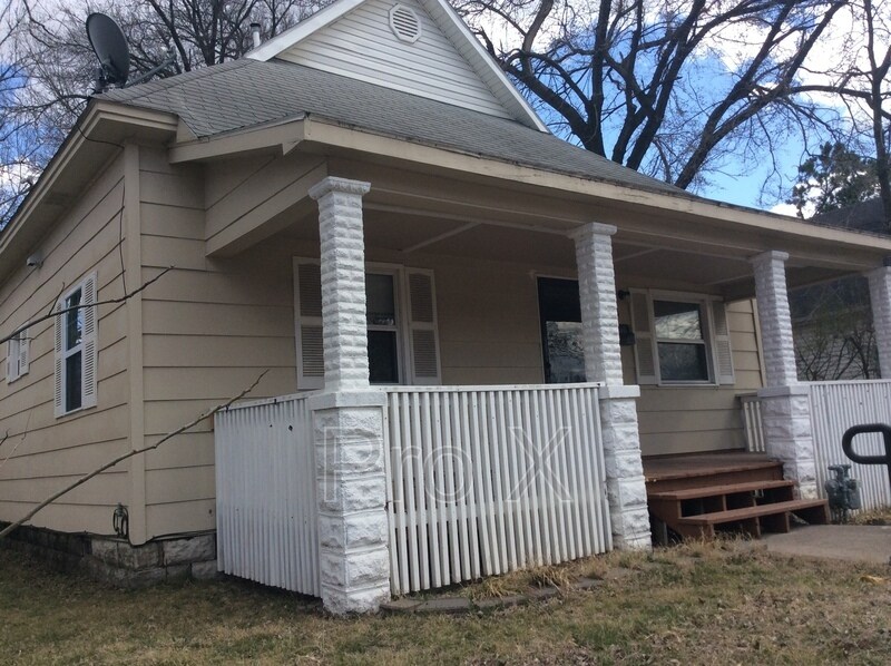 410 N Rouse St in Pittsburg, KS - Building Photo