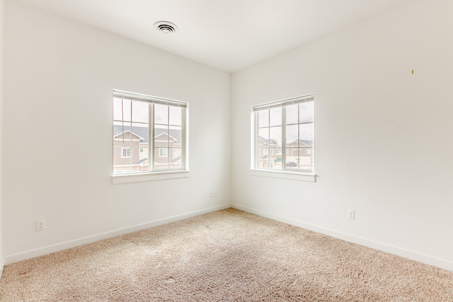 11257 W Gabrielle Dr in Boise, ID - Building Photo - Building Photo