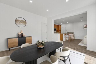 277 W Saint Francis Ave in Tracy, CA - Building Photo - Building Photo