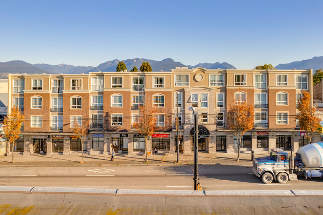 Hastings Gate in Vancouver, BC - Building Photo - Building Photo