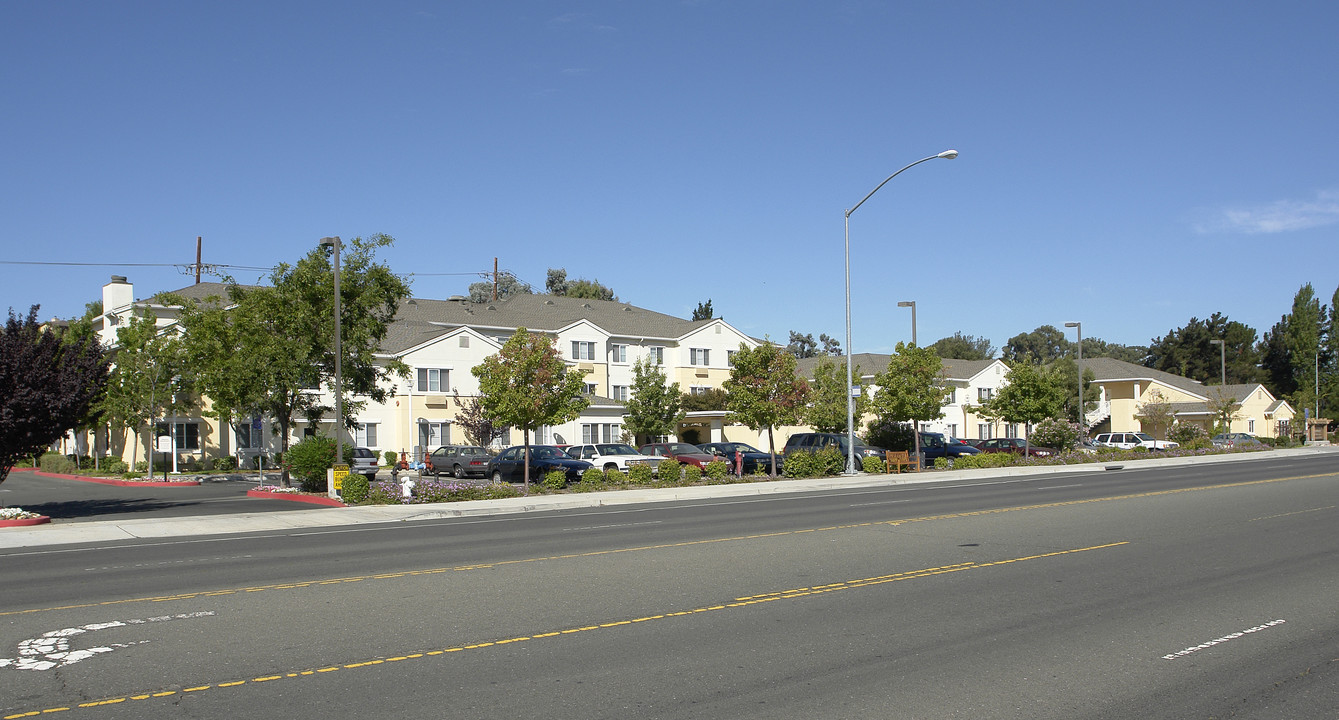 Rodeo Gateway Apartments in Rodeo, CA - Building Photo