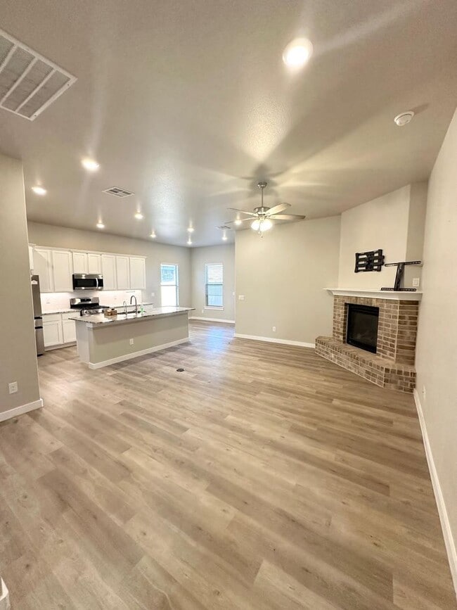 6010 Purtis Crk Dr in Midland, TX - Building Photo - Building Photo