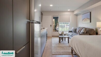 5772 Old Hickory Blvd, Unit 202 in Nashville, TN - Foto de edificio - Building Photo