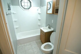 711 Croley Dr in Nashville, TN - Foto de edificio - Building Photo