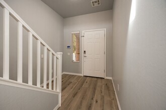 8253 Arden Landing Pl in Las Vegas, NV - Building Photo - Building Photo